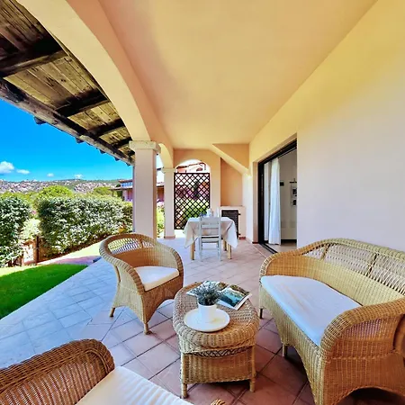 Sweet Three Bedroom With Garden And Pool بيت للعطل بايا سردينيا